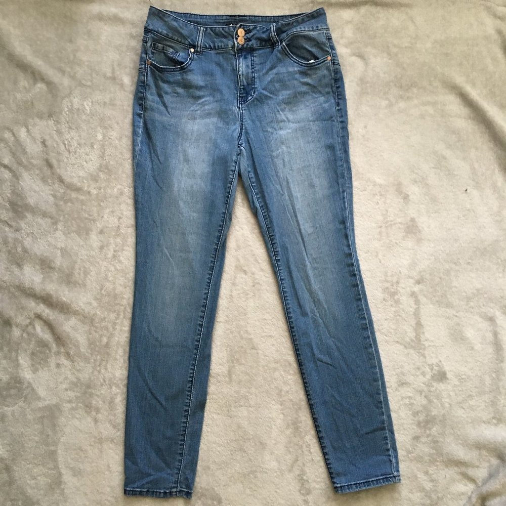 Mid Rise Jeans